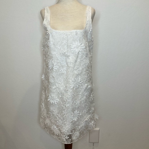 NWT Zara Collection Embroidered Flower Applique Square Neck Shift Mini Dress - Picture 4 of 14